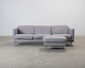 BoConcept Osaka 3-sits soffa med fotpall grå